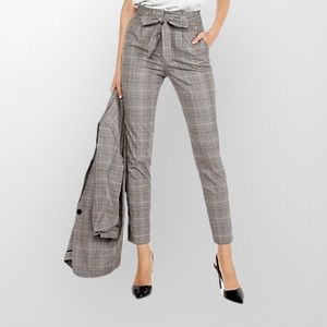 Tailored Trousers // High Waist w Belt